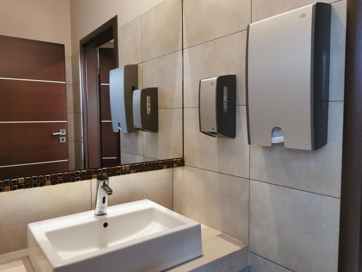 Hotel Gambit I Restauracja Cieszyn Cieszyn  Bagian luar foto