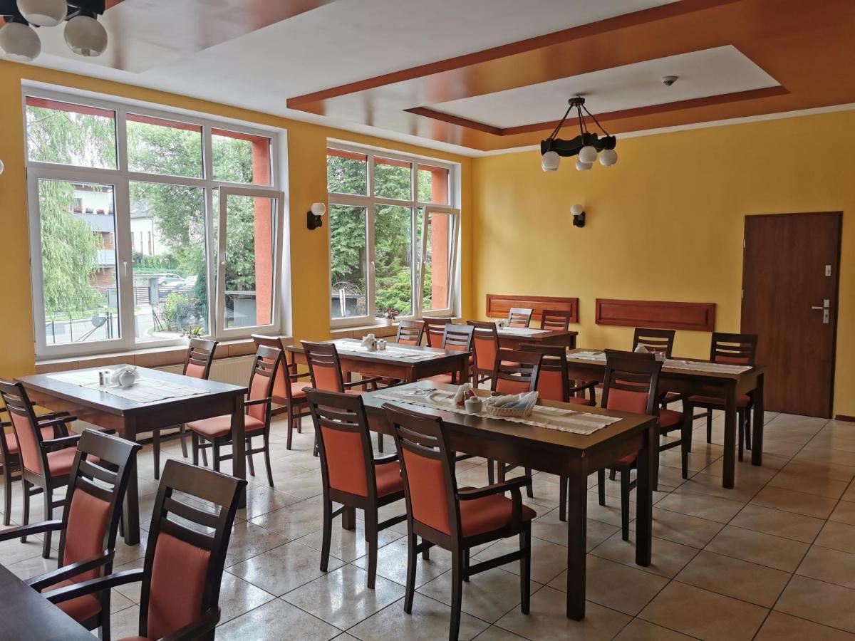Hotel Gambit I Restauracja Cieszyn Cieszyn  Bagian luar foto